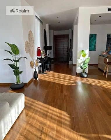 9 906af340-87c6-4d5a-a76e-cf173bbbe001. jpg