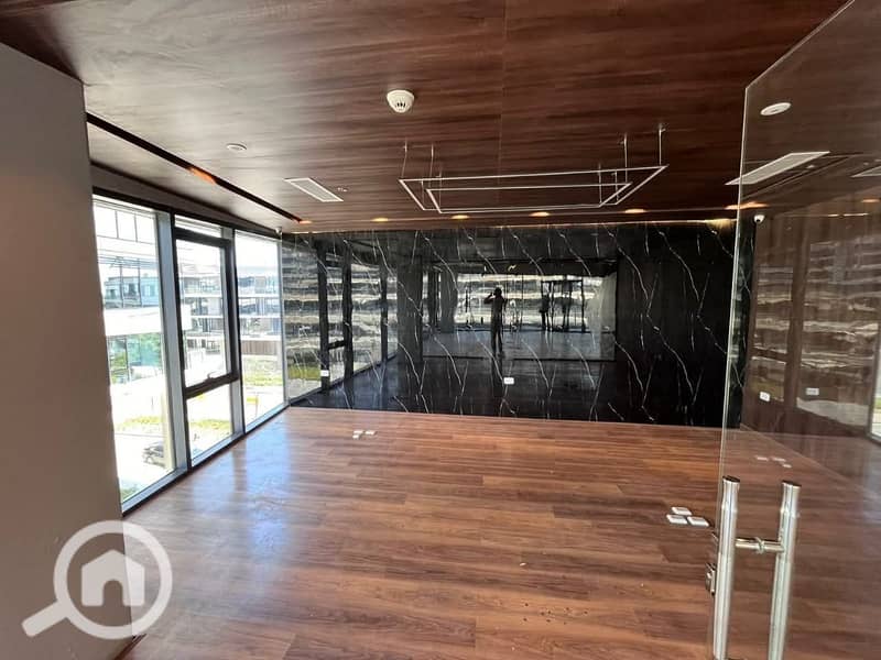 2 FB_IMG_1759410199216. jpg