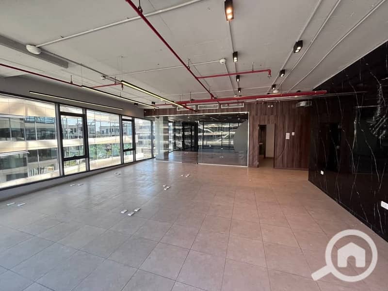 3 FB_IMG_1759410104385. jpg