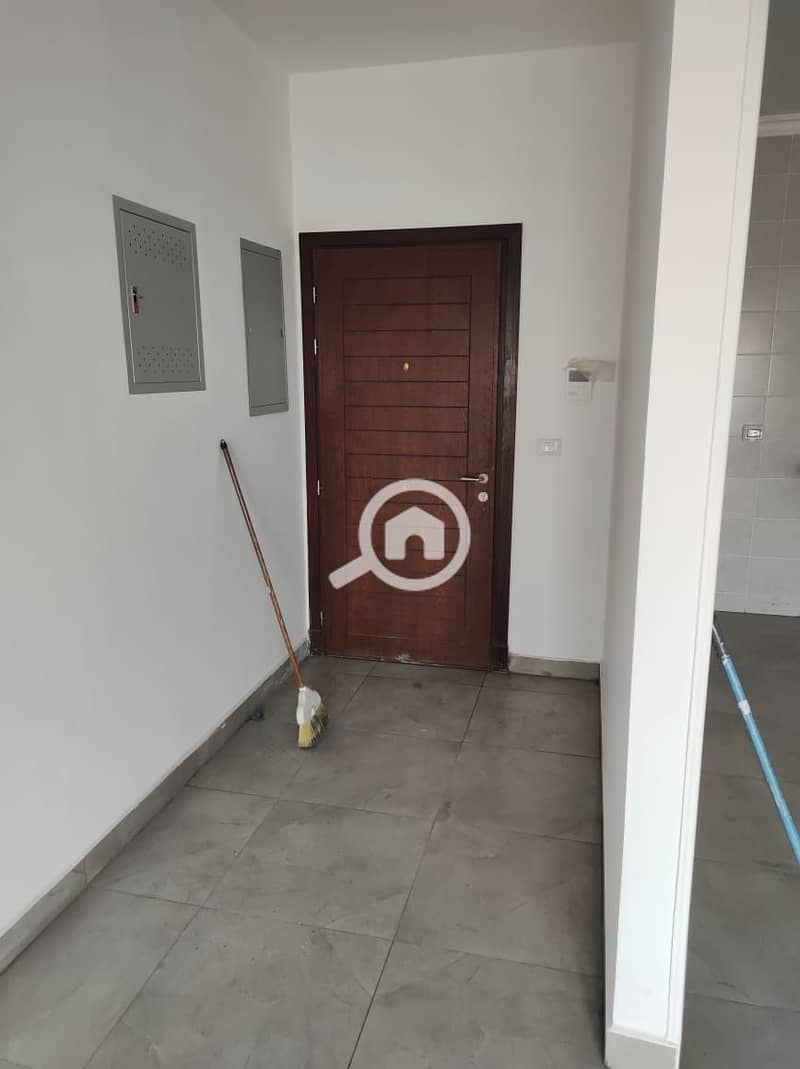 7 صورة واتساب بتاريخ 1447-06-16 في 16.34. 35_81299c5c. jpg