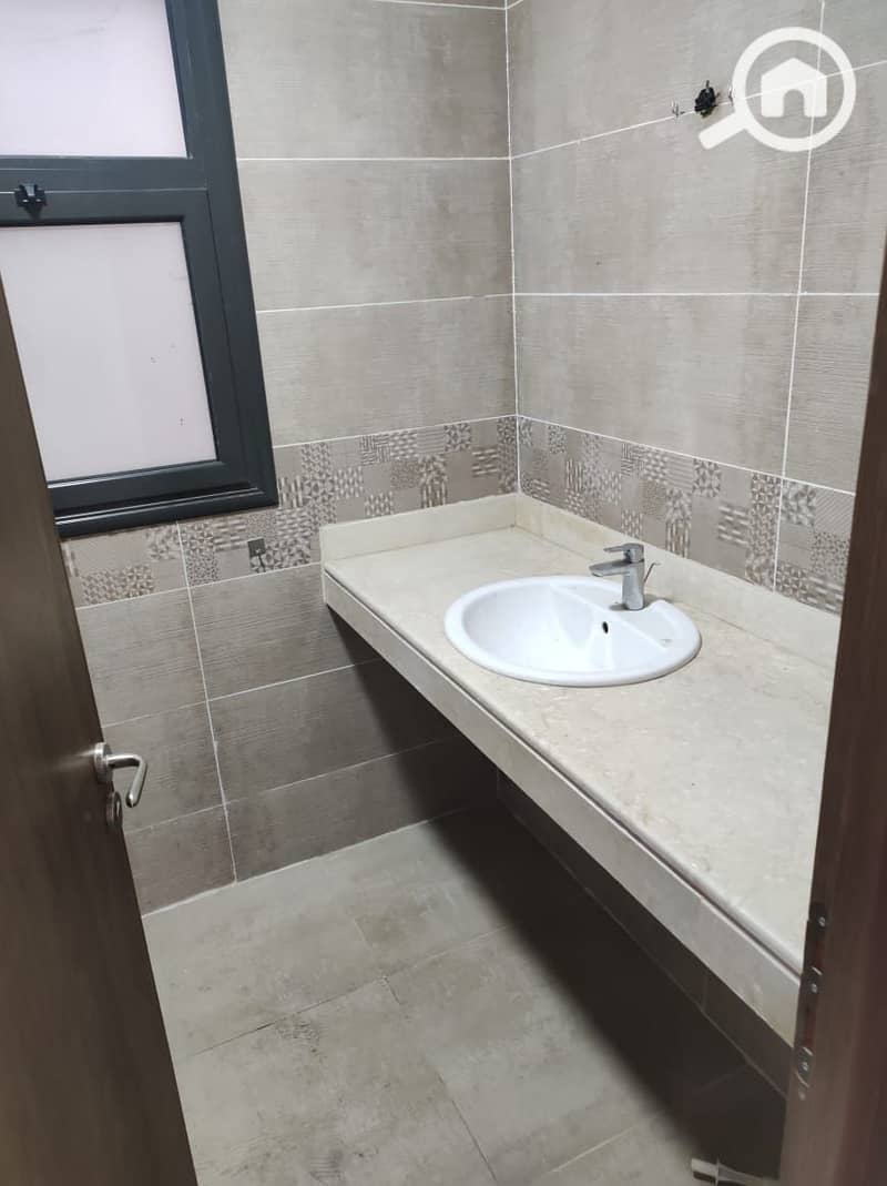 11 صورة واتساب بتاريخ 1447-06-16 في 16.34. 37_aaa8a3b8. jpg