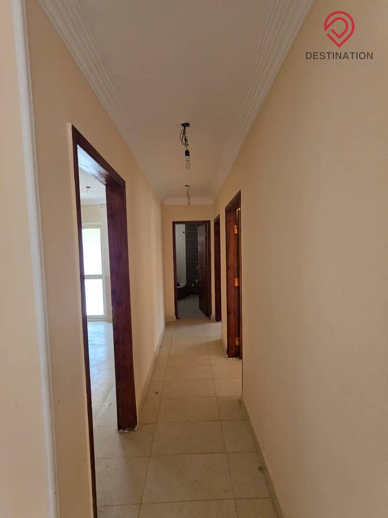 8 171c9c06-188f-4f6d-8704-5233e5a1fab4. jpg