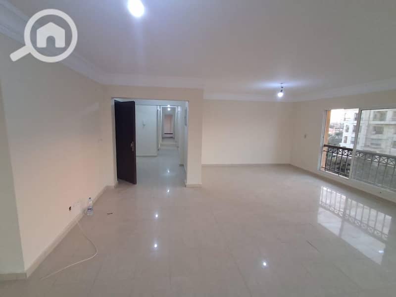 6 7792c0f8-c78a-4110-89bd-52ec2f51a442. jpg