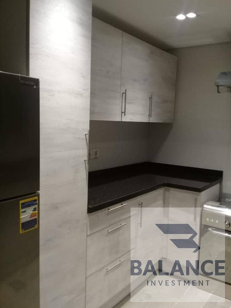 2 8c72e05d-c632-44d5-936c-e81b89fc54da. jpg