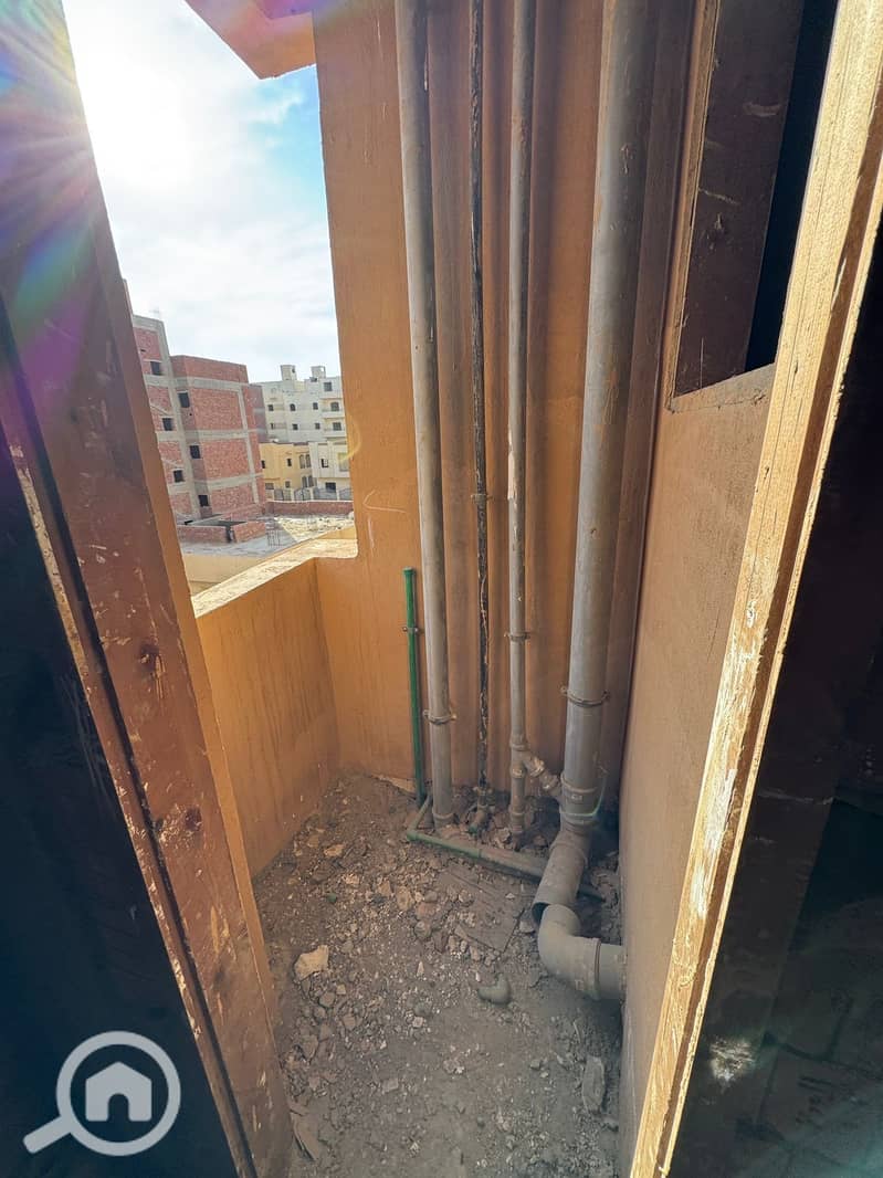 13 c65cfc3c-207d-4cb7-81d8-1bef95c1c8a4. jpeg