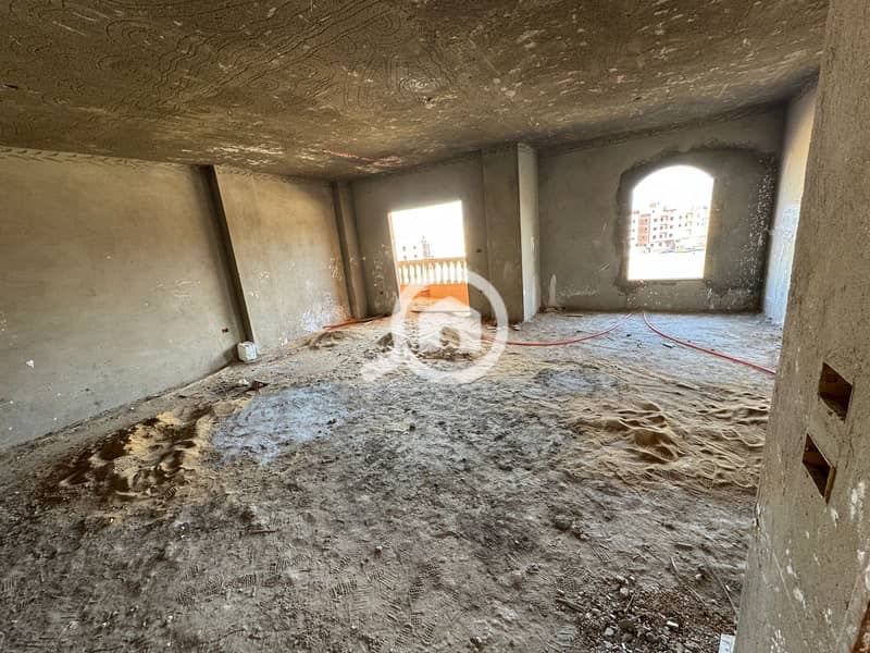 18 4037c306-66ef-4f12-926c-95f53eecdbb6. jpeg