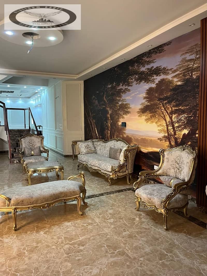 3 edf081c1-dac1-4a2d-8cbc-06f334b6f922. jpg