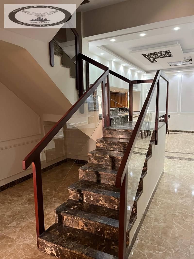 7 dcf5440a-7851-4049-86fd-87757006654a. jpg