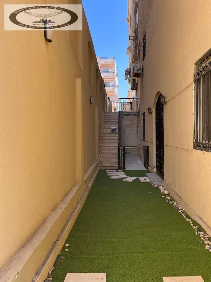 8 c80d8c77-450e-44dc-b66e-fd5ba87c55b8. jpg