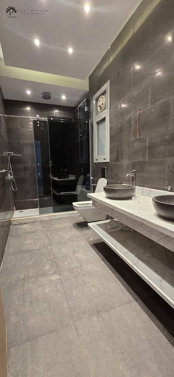 2 WhatsApp Image 2025-11-09 at 16.10. 21_97b8dce6. jpg