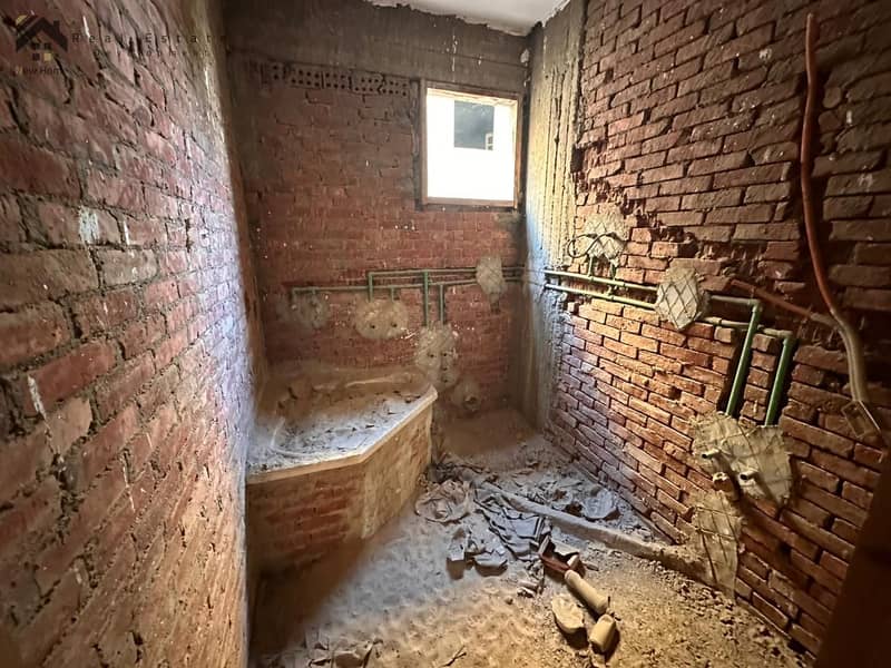 3 WhatsApp Image 2025-11-09 at 15.57. 34_7bd4a0df. jpg