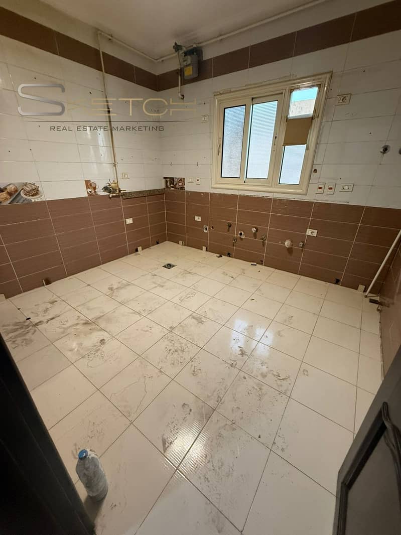 11 101054fc-053e-4d07-820c-25b1bf3c90fc. jpg