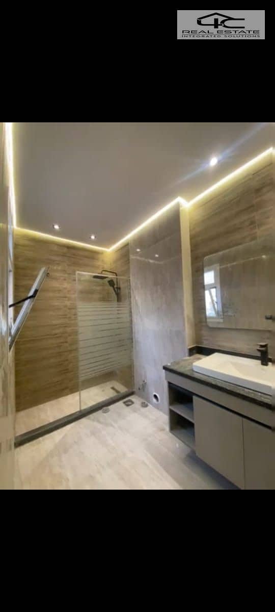 3 WhatsApp Image 2025-12-08 at 13.12. 00 (1). jpeg