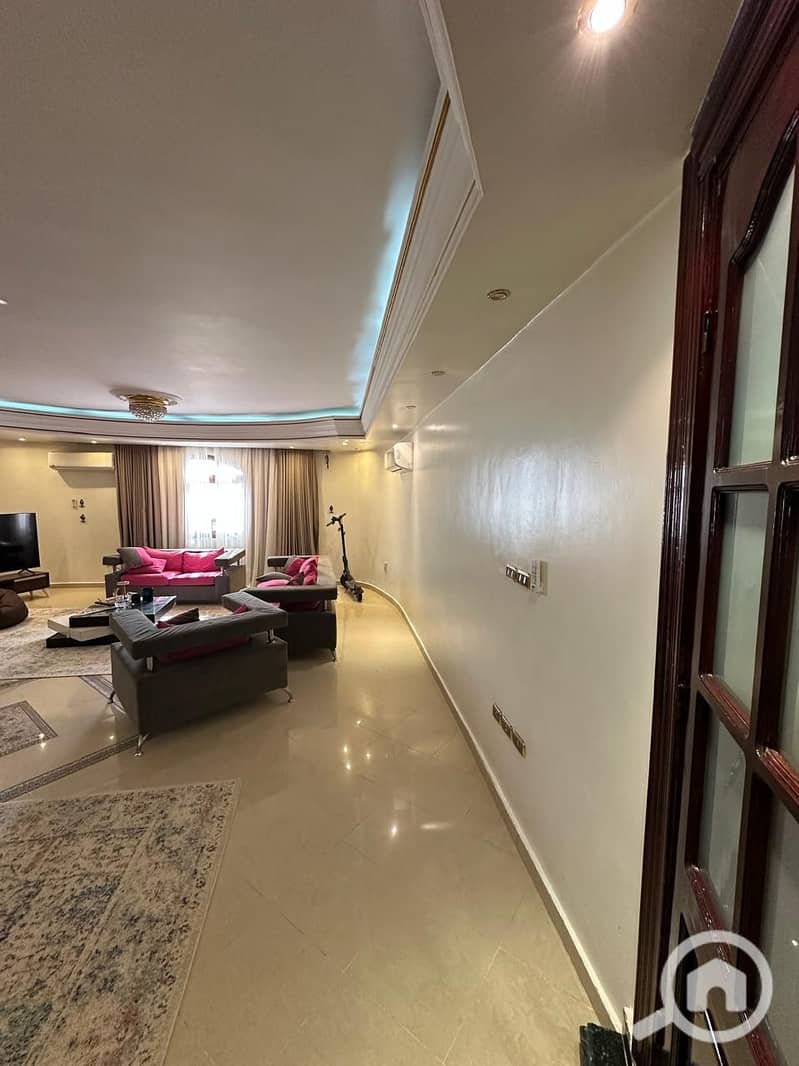 3 WhatsApp Image 2025-11-04 at 23.50. 17 (1). jpeg