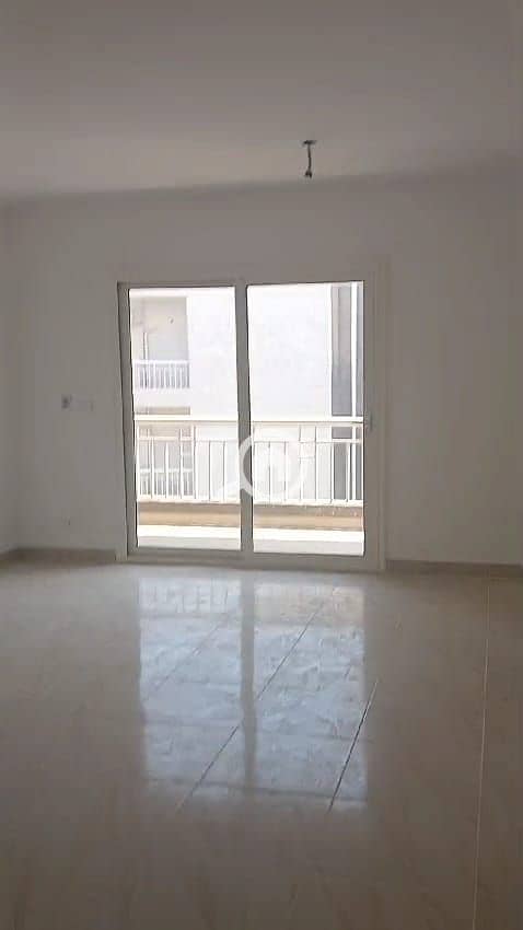 6 08f50930-e3dd-4315-9864-614b1365e43e. jpg