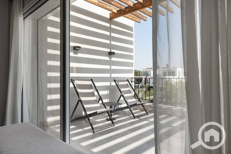 15 WhatsApp Image 2025-12-08 at 13.29. 30_9833173e. jpg