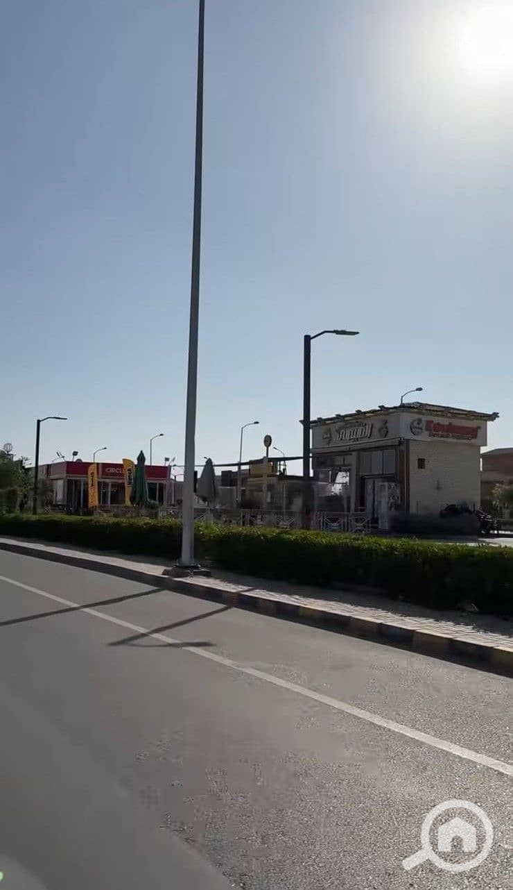 14 fb6478c2-9723-49fa-909c-f9a6c6161557. jpg