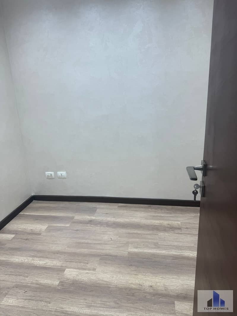 13 WhatsApp Image 2025-12-08 at 2.25. 39 PM (4). jpeg