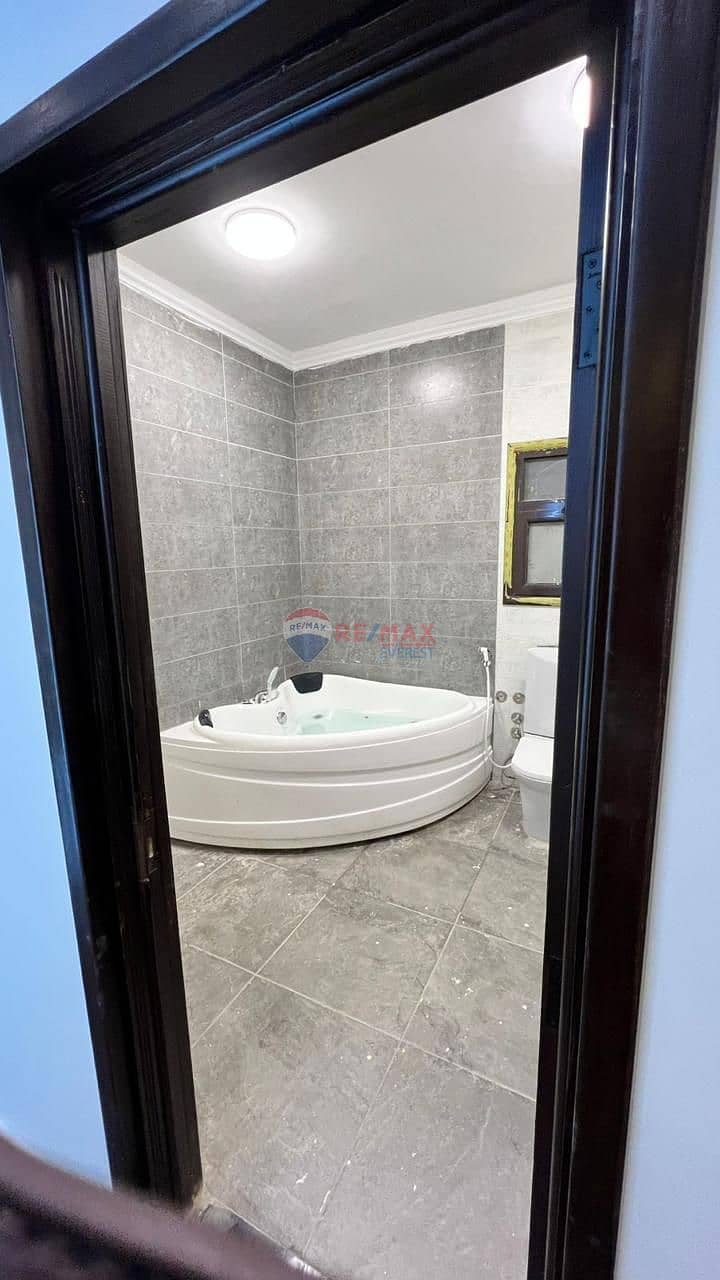 6 WhatsApp Image 2025-12-08 at 11.30. 24 AM (5). jpeg