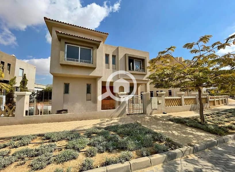 8 571267975_2663197594033712_3250792003621569869_n. jpg