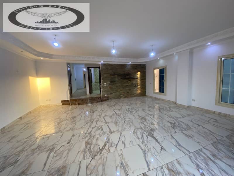 2 ec622977-f520-45f9-89f9-a52f802ea135. jpg