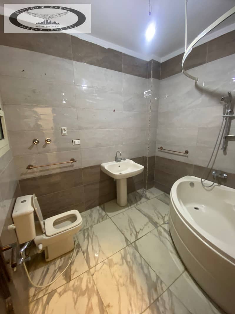 10 a210185a-1036-4ec1-8f2b-bd6763277c53. jpg