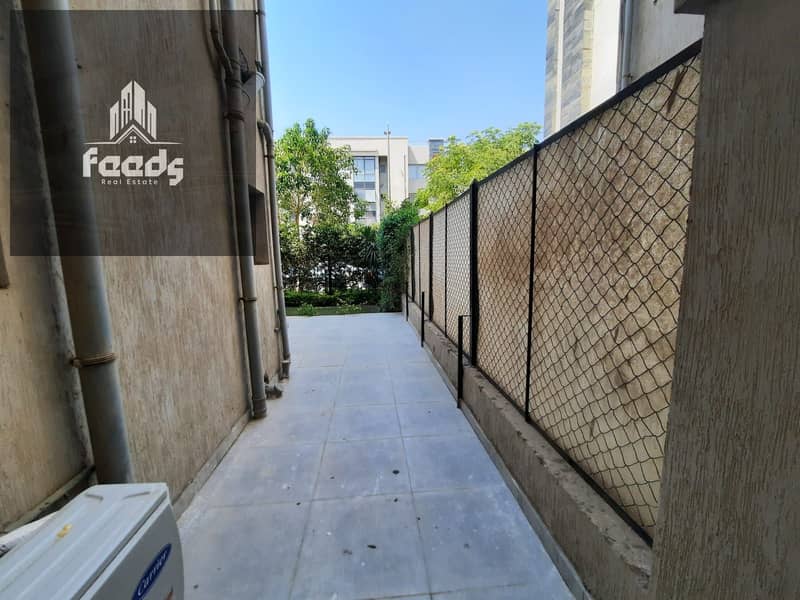 12 WhatsApp Image 2025-12-08 at 12.49. 59 PM. jpeg