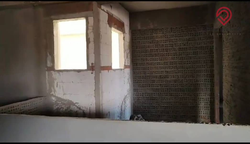 2 5c1102f9-77fe-4369-b42c-df9c1a7b98f4. jpg