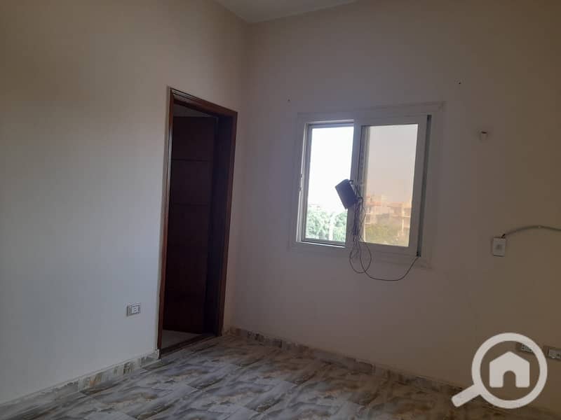 8 71ea5475-9a0c-4dea-a07d-2a38407620d3. jpg