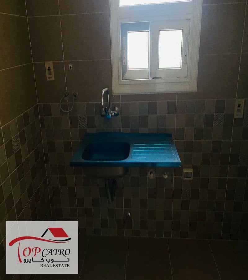 5 IMG-20251208-WA0004_800x900. jpg