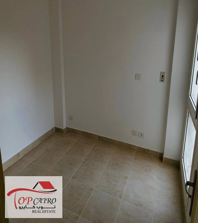 6 IMG-20251208-WA0001_800x900. jpg