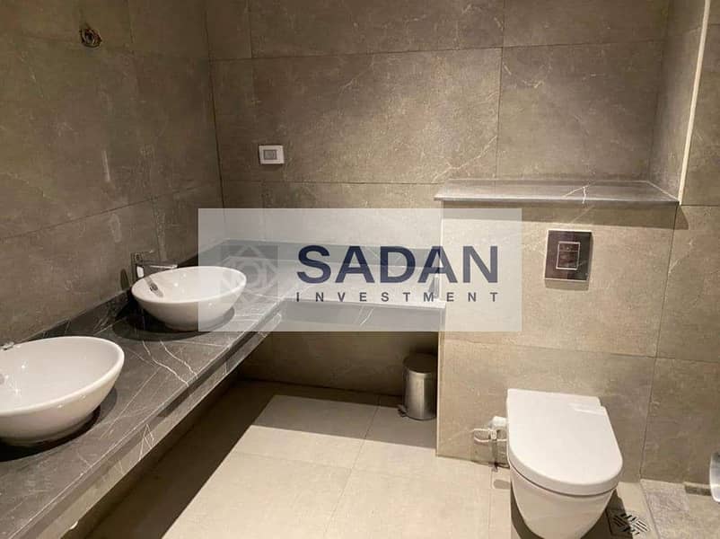 2 2b99c80c-d220-441b-9c69-27cd945682b7. jpg