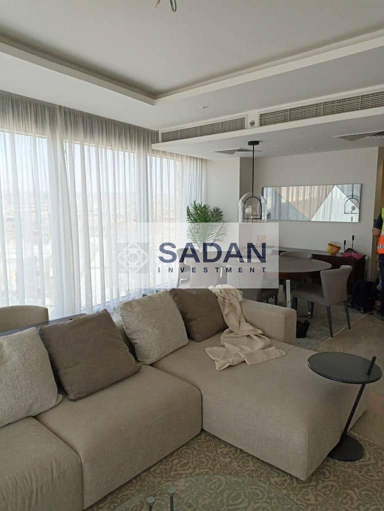 5 a462fa05-cf25-49cf-a7b1-4e5938b548ed. jpg