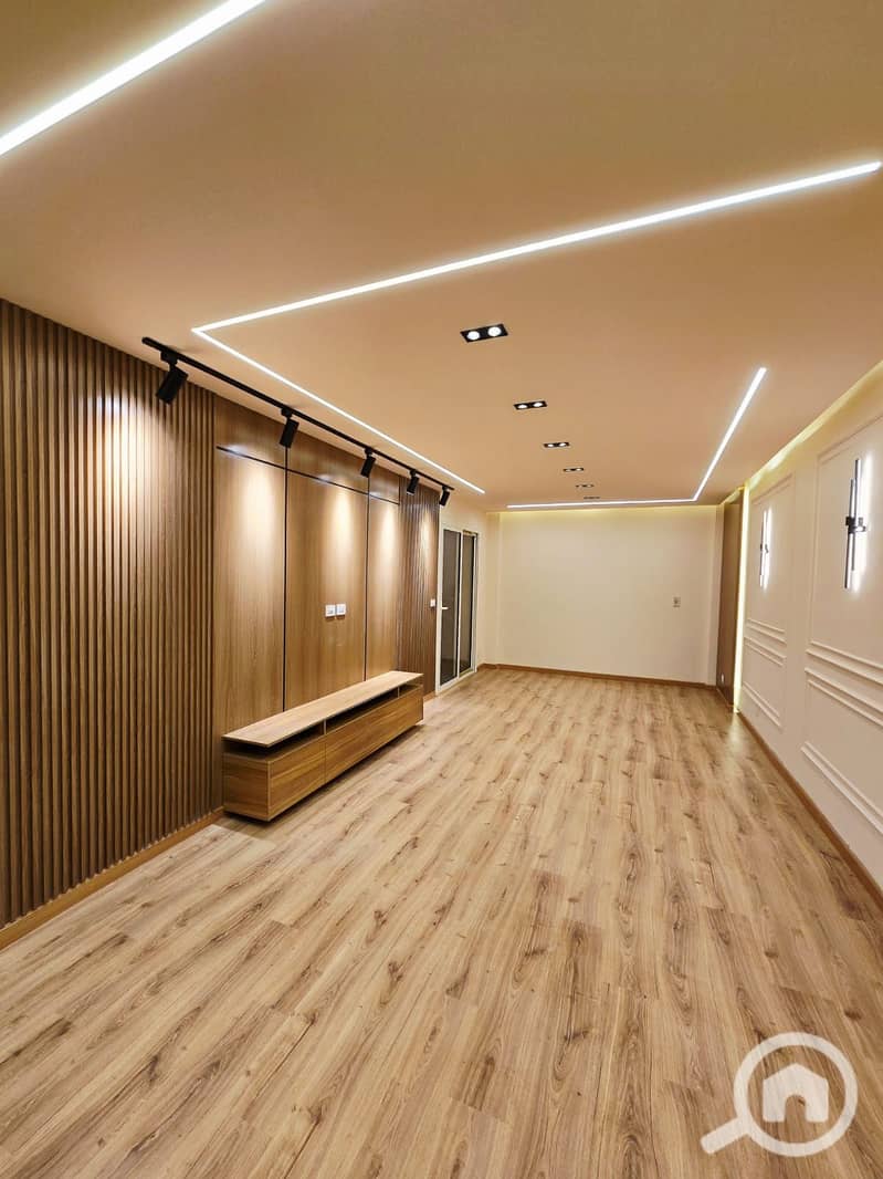 9 acbf82c6-6399-43b9-b177-2e2f30c8f439. jpg