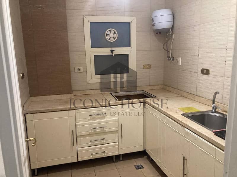 9 WhatsApp Image 2025-11-26 at 15.59. 50 (1). jpeg