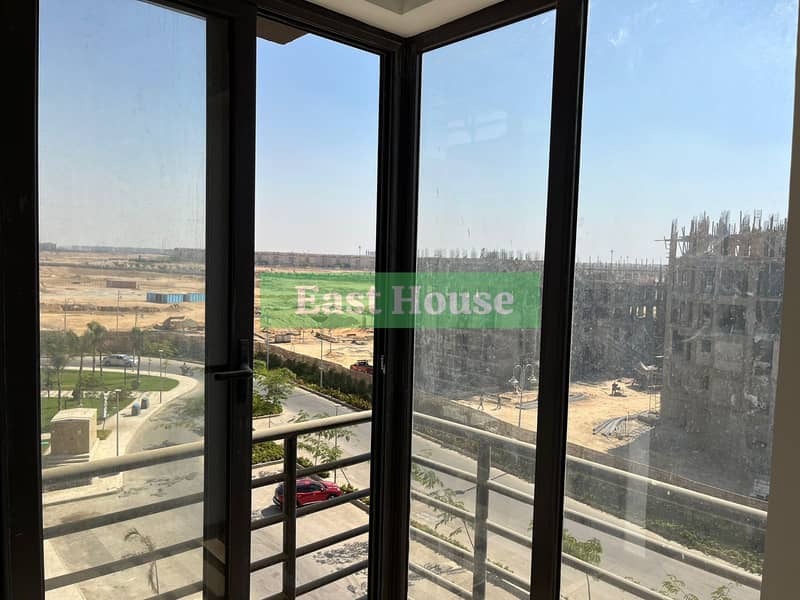 4 WhatsApp Image 2025-12-08 at 1.46. 32 PM (2). jpeg