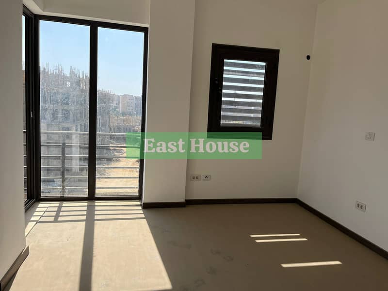 5 WhatsApp Image 2025-12-08 at 1.46. 32 PM (3). jpeg