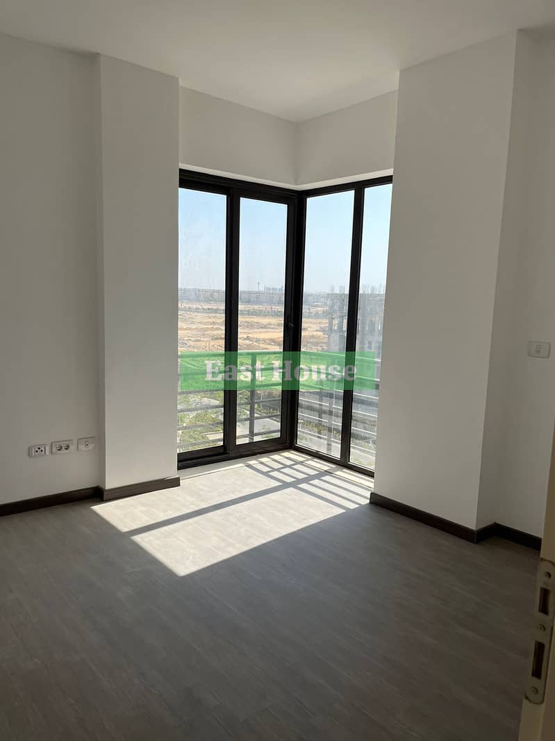 8 WhatsApp Image 2025-12-08 at 1.46. 33 PM (2). jpeg