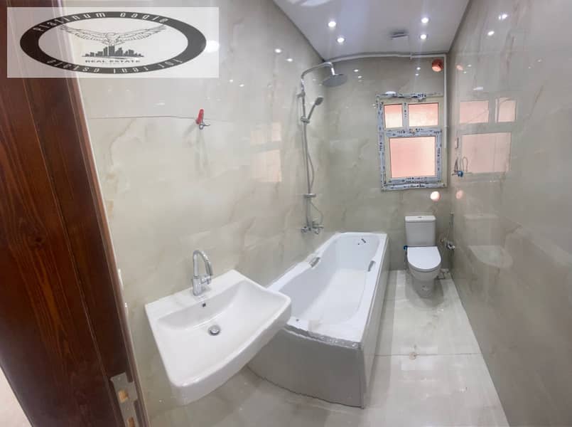 9 53d66666-8536-4865-bcb7-afdb8209e9a2. jpg