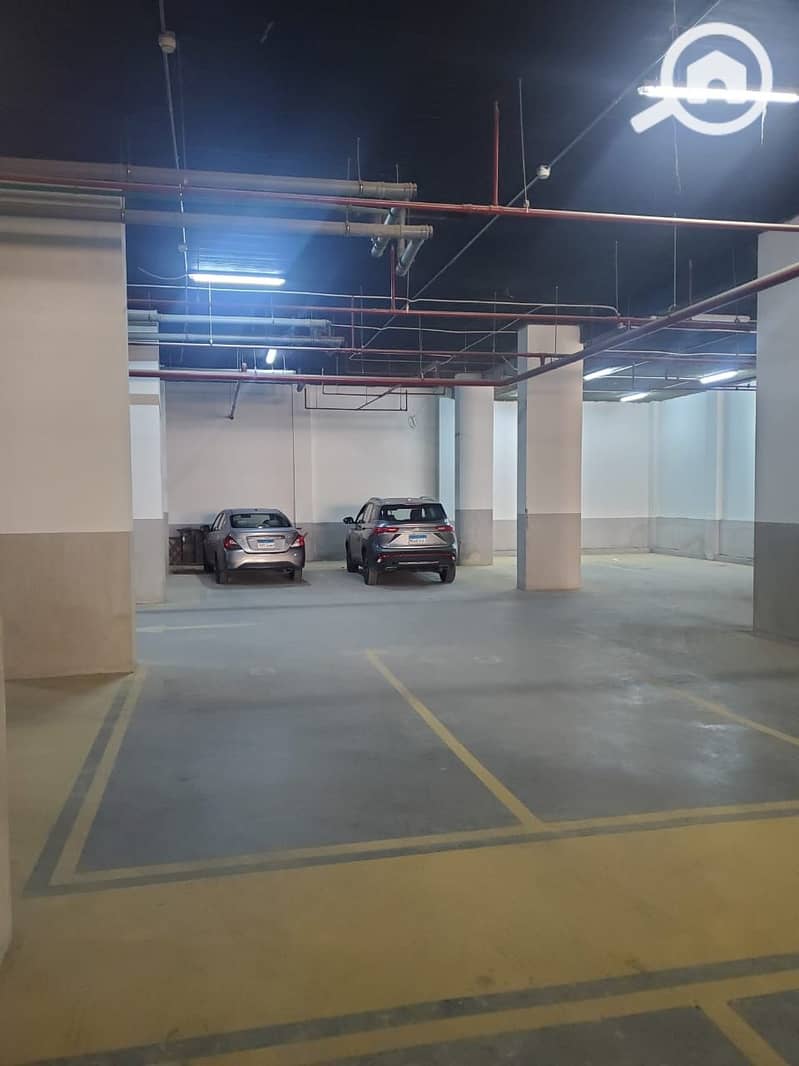 6 WhatsApp Image 2025-12-06 at 2.40. 55 PM (1). jpeg