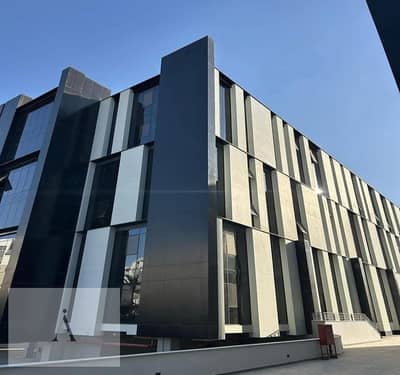 مکتب  للبيع في القاهرة الجديدة، القاهرة - WhatsApp Image 2025-05-11 at 2.34. 11 PM (1). jpeg