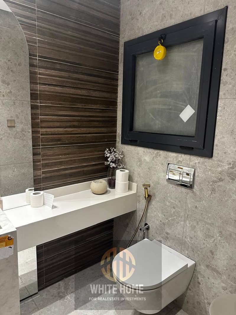 12 ec5679d2-9f0f-4afd-8971-3493a85040c3. jpeg