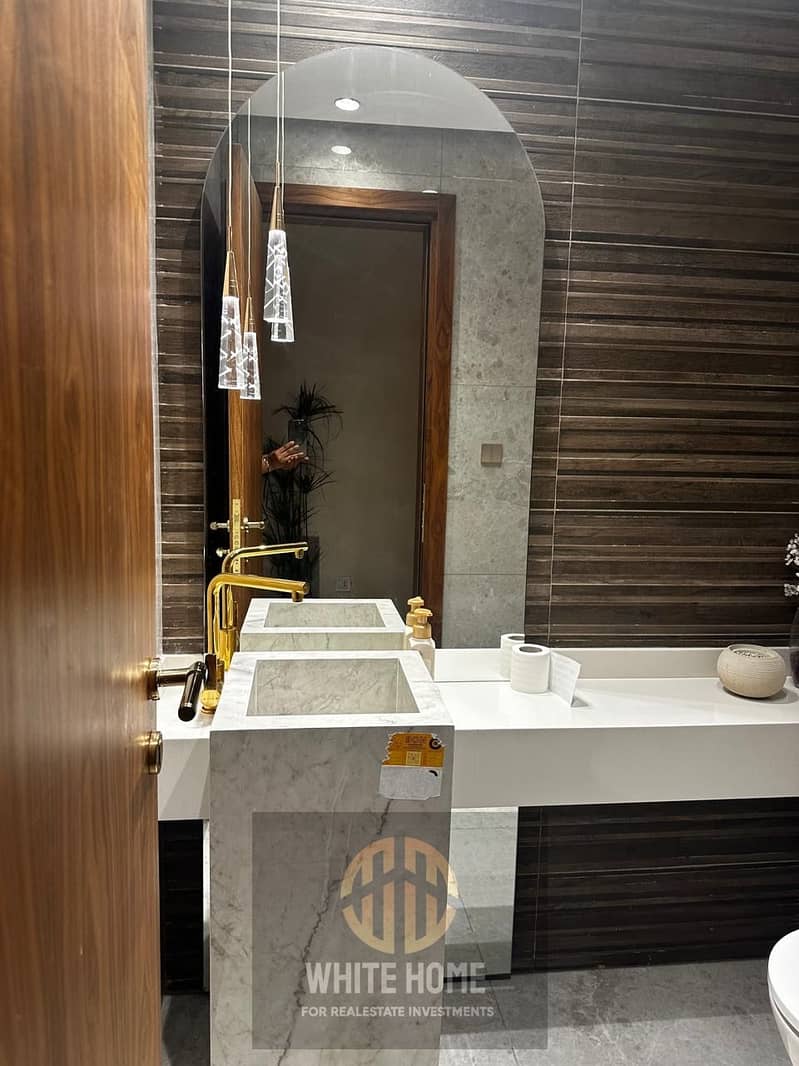 13 db7fcc3b-d4ab-4a1d-ac14-7820cd0c1952. jpeg