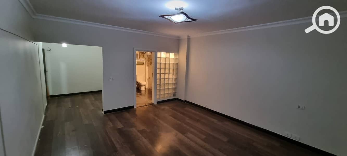 8 WhatsApp Image 2025-12-08 at 14.57. 11 (1). jpeg