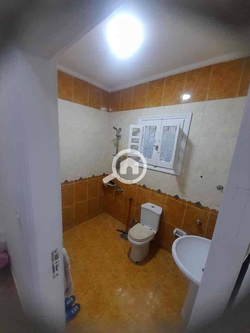 11 4c0b4780-4a2e-413c-87b7-ec8f19739178. jpg