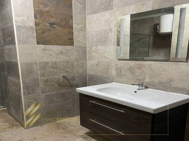 10 WhatsApp Image 2024-12-01 at 4.57. 07 PM. jpeg