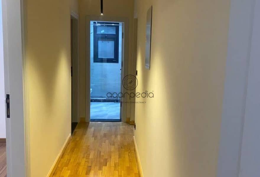 6 e3f28ded-613f-4c30-b3e7-b81eece2cba7. jpg