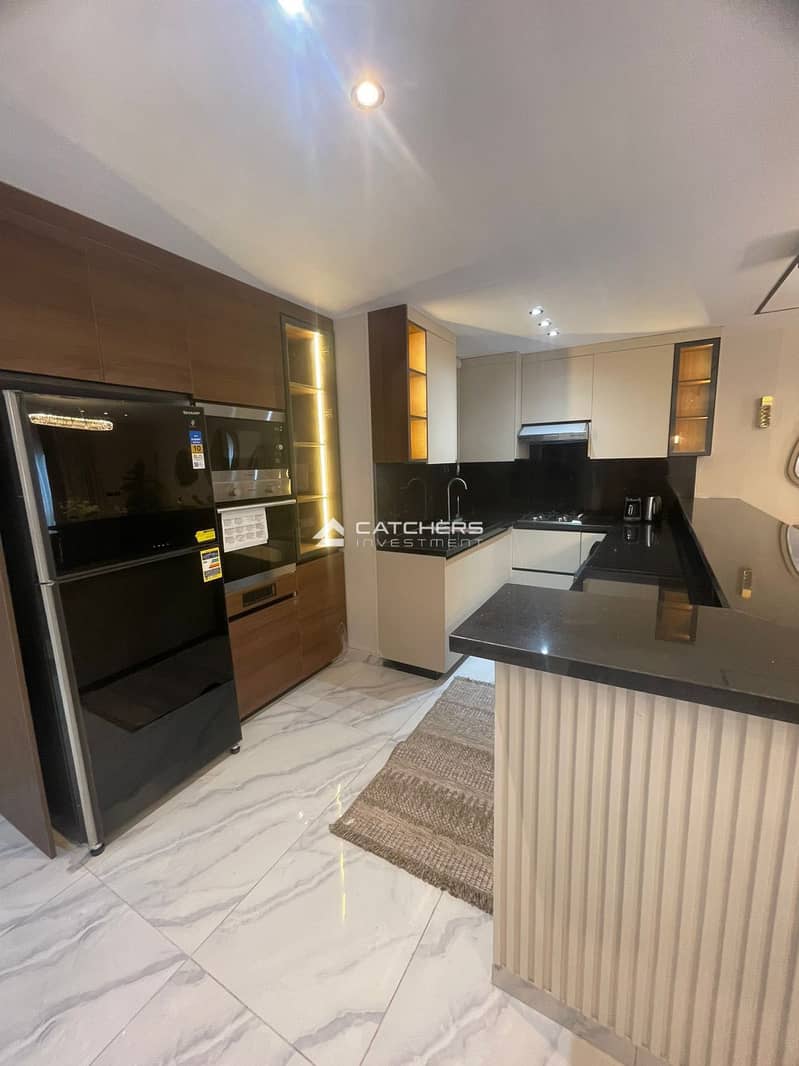 8 596786813_122161847138762704_2185518221784301178_n. jpg