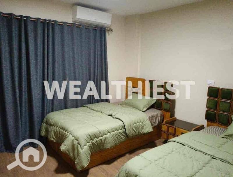 5 5b0f50f5-0507-48ab-8eee-42f15f7cac4b. jpg