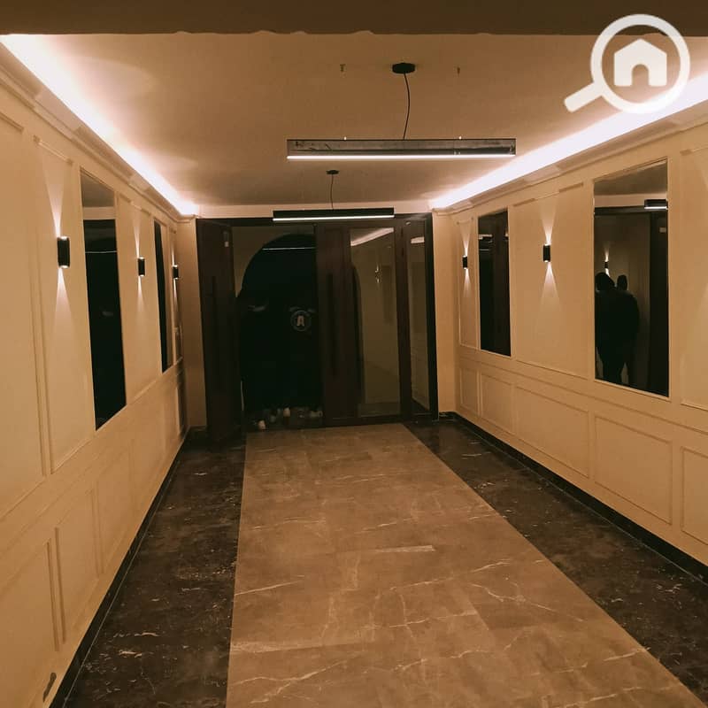 4 c581d23d-17ad-4e27-805c-e529a2c609de. jpg